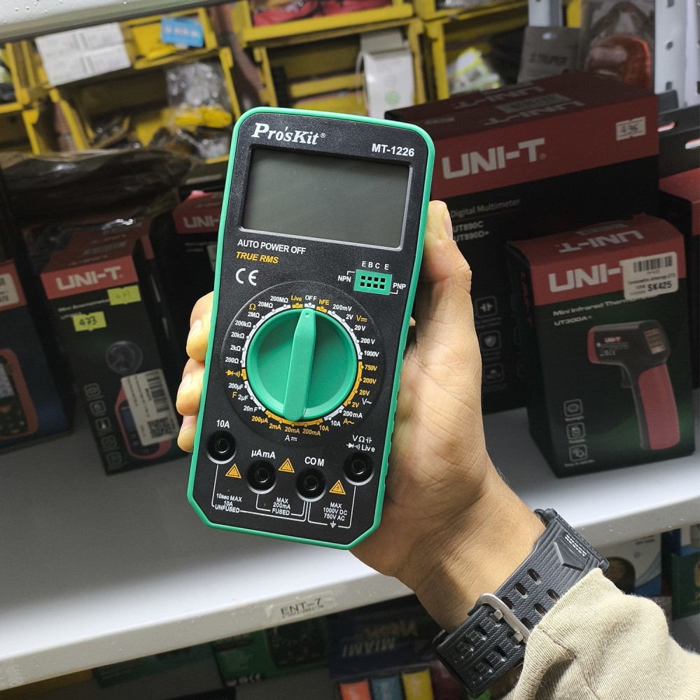 Multimetro Digital MT-1226 Proskit True-RMS capacimetro
