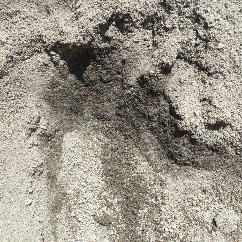 Arena de mina por caneca